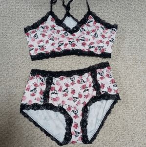 Women's intimate wear